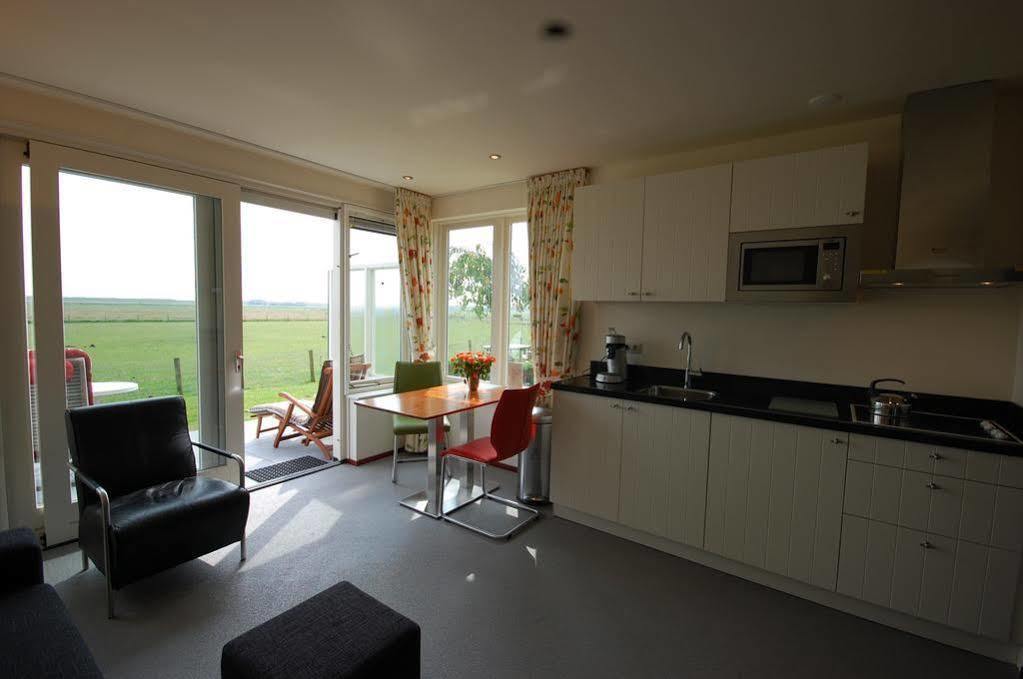 The Sunset Apartments Hollum  Esterno foto