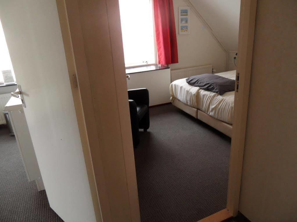 The Sunset Apartments Hollum  Esterno foto