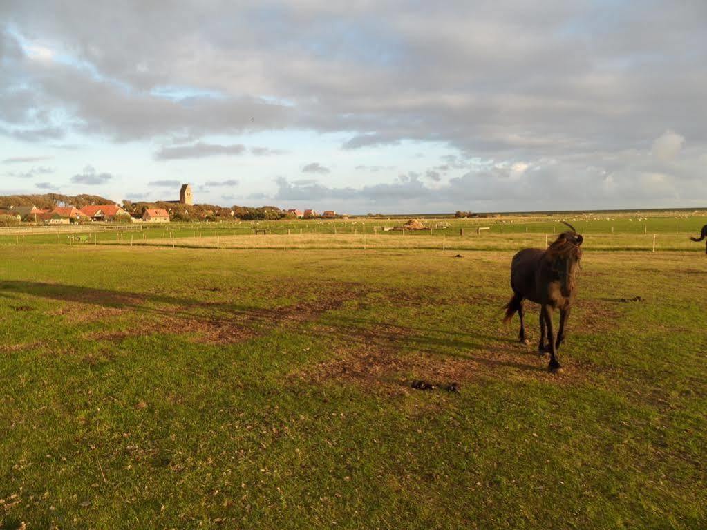 The Sunset Apartments Hollum  Esterno foto