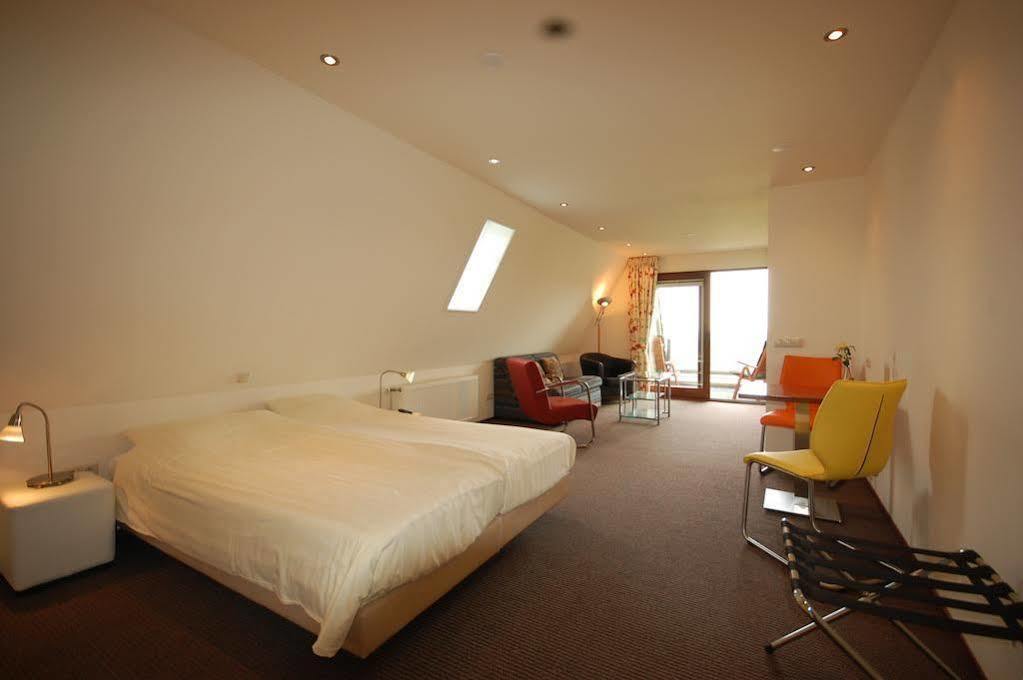 The Sunset Apartments Hollum  Esterno foto