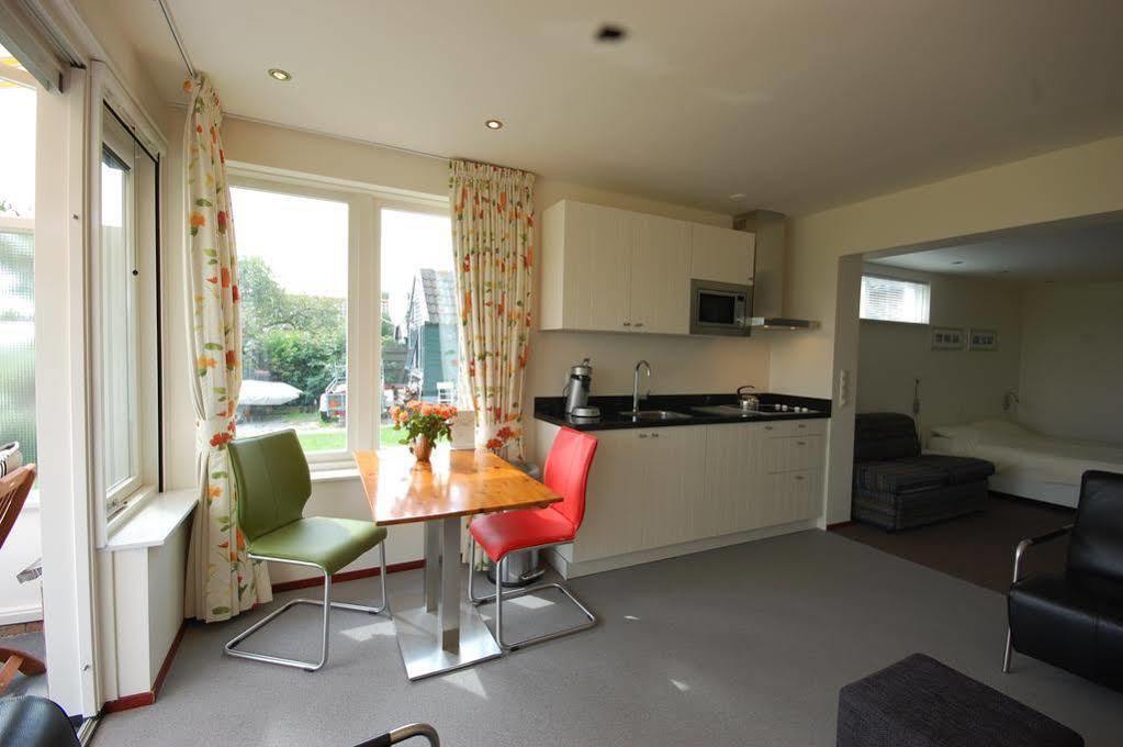 The Sunset Apartments Hollum  Esterno foto